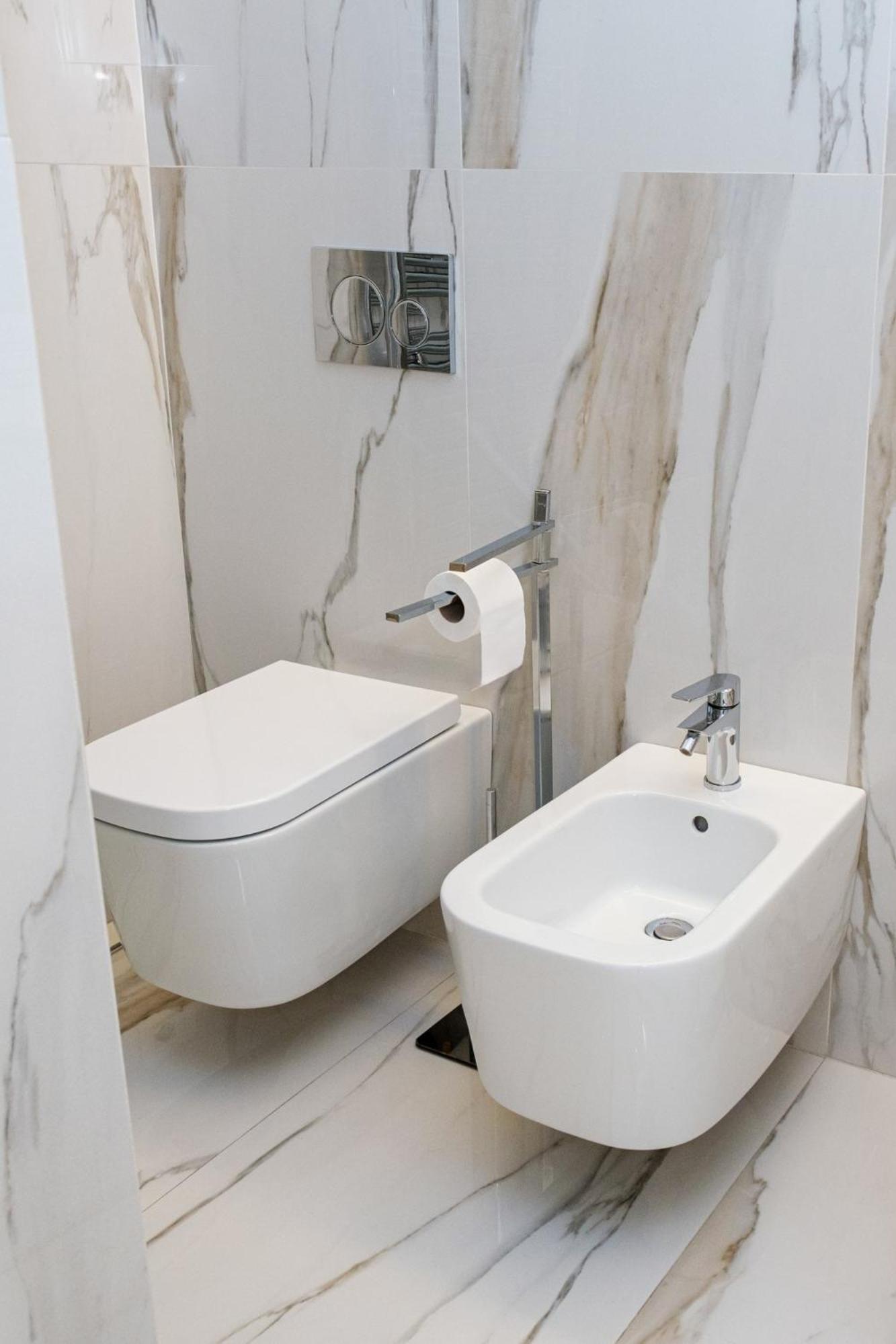 Manzoni 44 Suite Milan Bagian luar foto